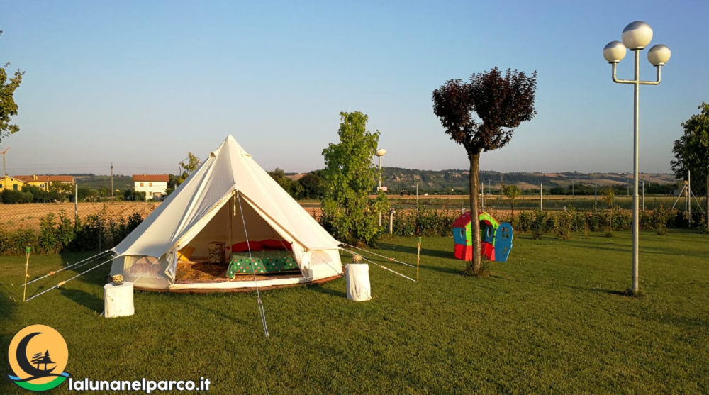 la_luna_nel_parco_camping